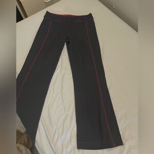 Lululemon Flare Pants Womens Sz 6 Dark Gray Groove Yoga Athletic Outdoor